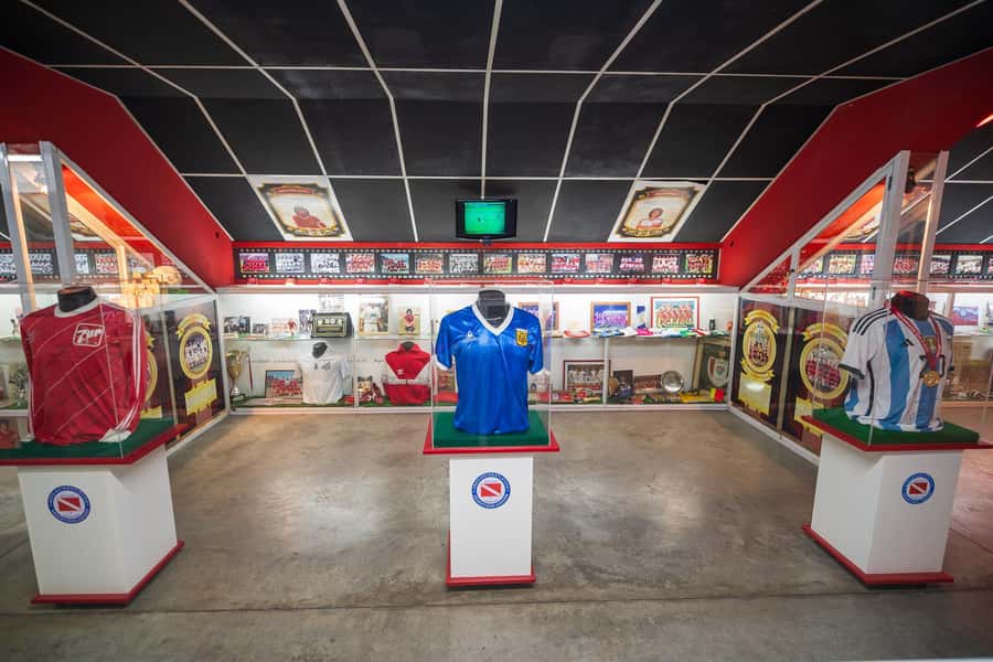 AllMaradona Buenos Aires: Maradona House Museum and Stadium - La Casa de D10S, Maradona’s first owned home