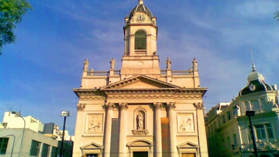 Buenos Aires 3-Hour Small Group Pope Francis Tour - The baptismal basilica and San Lorenzo football