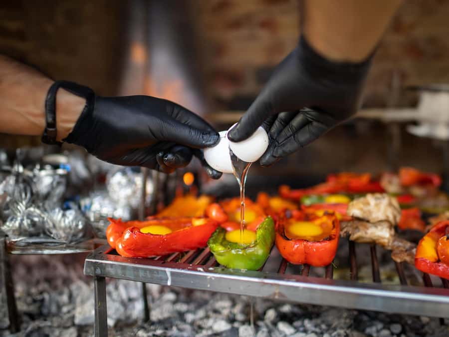 Buenos Aires: Authentic Argentine Asado BBQ with Live Music - Acoustic tango and folk music with dessert
