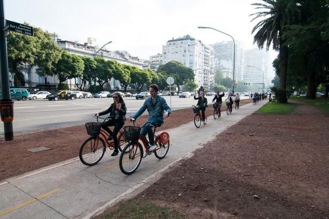 Buenos Aires Bike Tour: North Districts, Recoleta and Palermo - Starting in San Telmo with a beach cruiser
