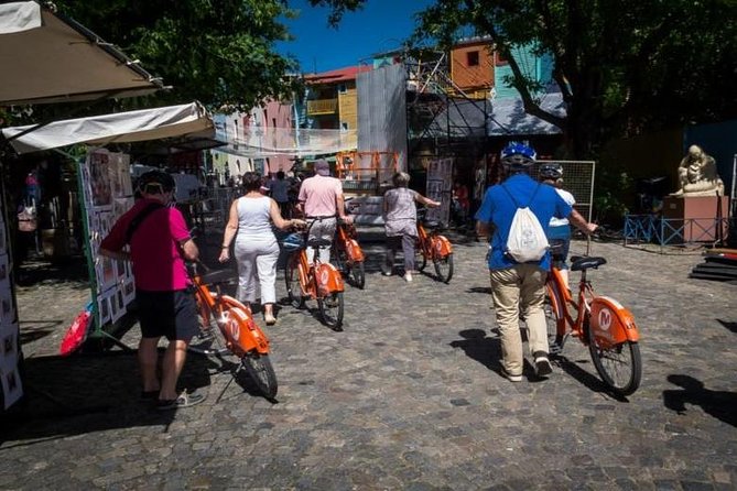 Buenos Aires Bike Tour: San Telmo and La Boca Districts - Plaza de Mayo and the Casa Rosada finale