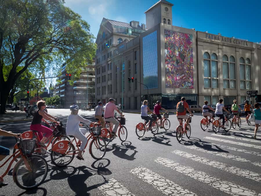 Buenos Aires Bike Tour: South or North Circuit - South Circuit: San Telmo, tango, and La Boca
