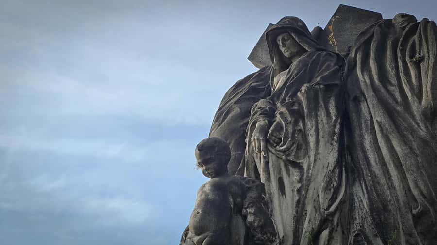 Buenos Aires: Chacarita, The Largest Cemetery In Argentina - Sandrini, Storni, and the people behind the famous names