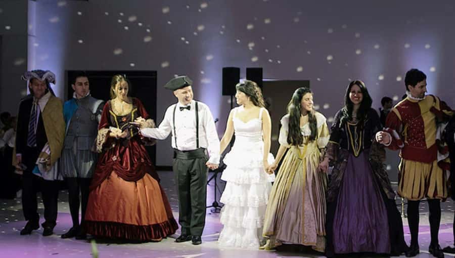 Buenos Aires: Gala Lírica Tickets at Palacio Paz. - Who will enjoy this gala most