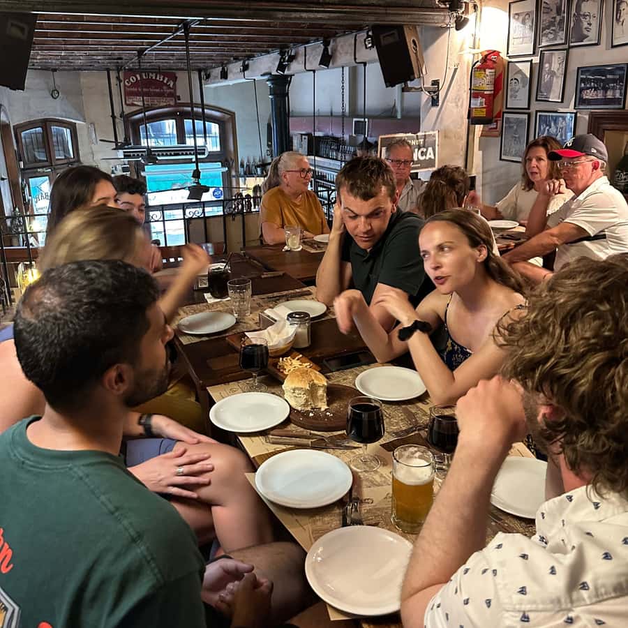 Buenos Aires Gastronomic Immersion Tour - Empanadas inside San Telmo Market