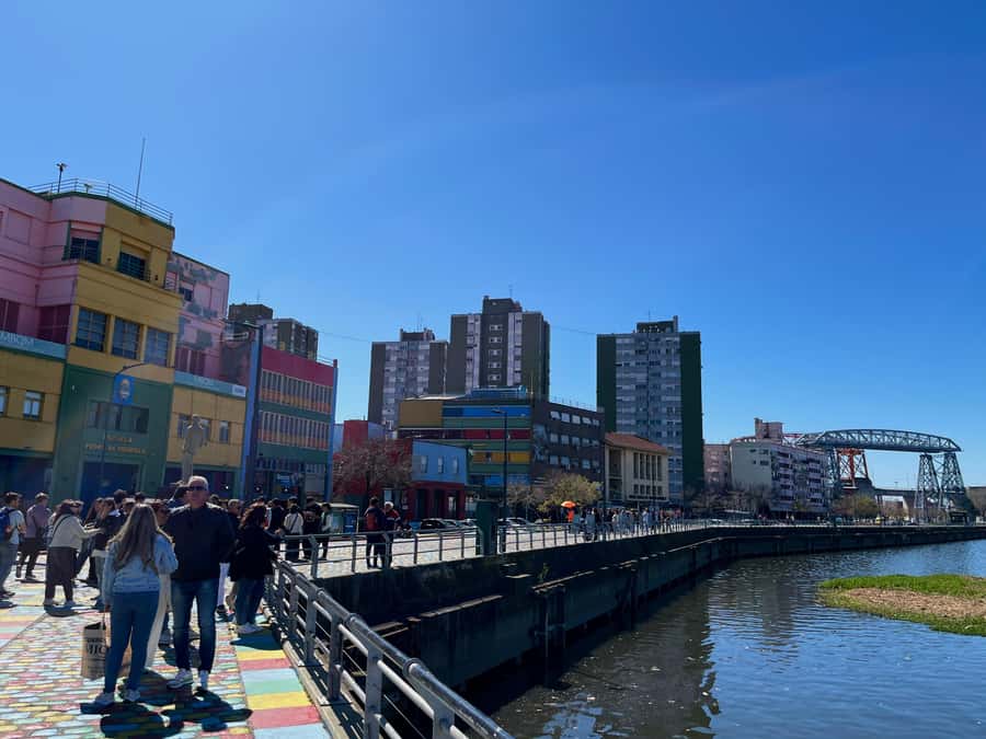 Buenos Aires: Half-Day City Tour and Boat Ride - Guide language and the human side of the tour