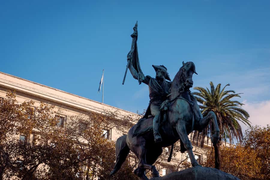 Buenos Aires: Historic Buenos Aires Landmarks & Icons Tour - The Bicentennial Museum and Argentina’s presidents