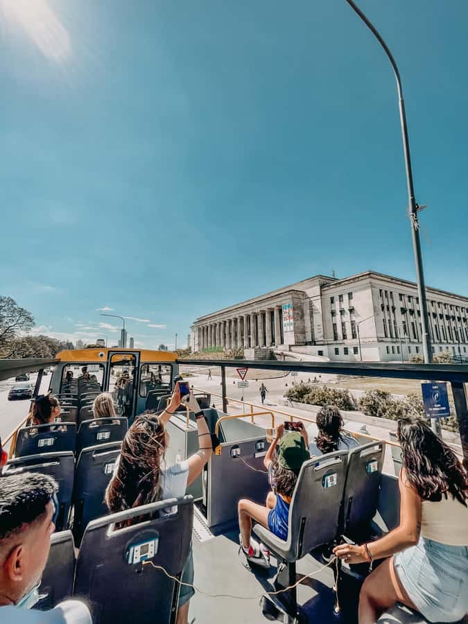 Buenos Aires Hop-On Hop-Off Bus and Exclusive Benefits - The complete circuit, from central Buenos Aires to the southern neighborhoods