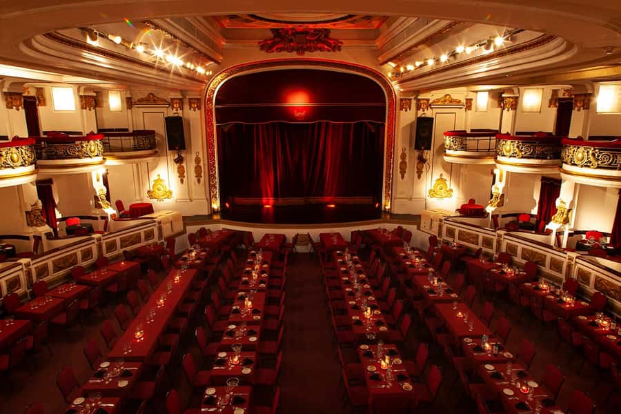 Buenos Aires: Piazzolla Tango Show with Optional Dinner - The dancers and musicians carry the show