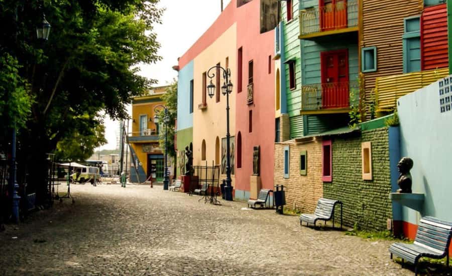 Buenos Aires Premium city tour with street food - Puerto Madero shows the newer side of the capital