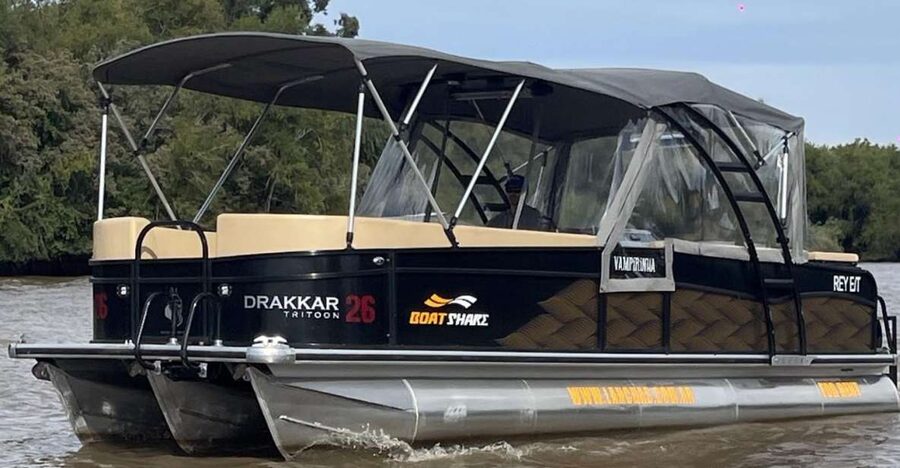 Buenos Aires: Private Delta Boat Tour with Barbecue onboard - A private boat changes the mood