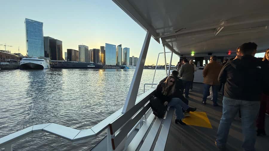 Buenos Aires: Puerto Madero Sunset Cruise with Open Bar - Seating, boarding, and finding your spot