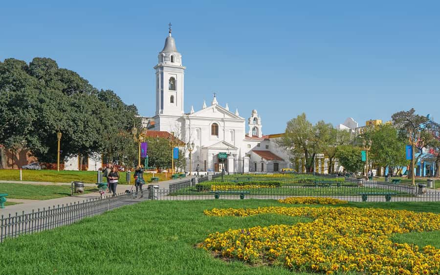 Buenos Aires: Recoleta and Retiro Tip Based Walking Tour - What the $1 tip-based price really means