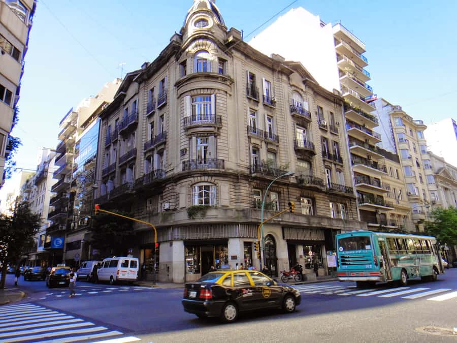 Buenos Aires: Recoleta Neighborhood Walking Tour - From the cemetery to Recoleta’s grand landmarks