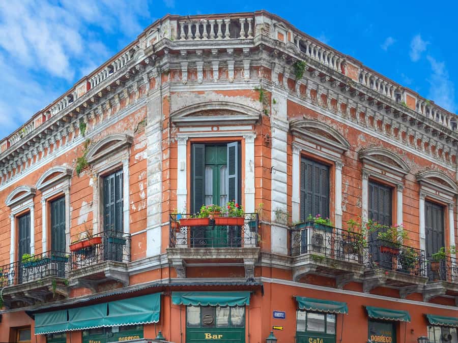 Buenos Aires: San Telmo and Market Guided Walking Tour - The people behind Argentine identity