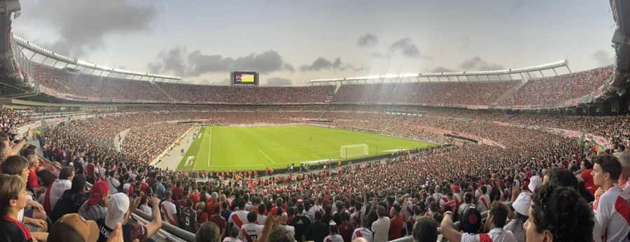 Buenos Aires: See a River Plate game with transport & local - Should you book the River Plate match?