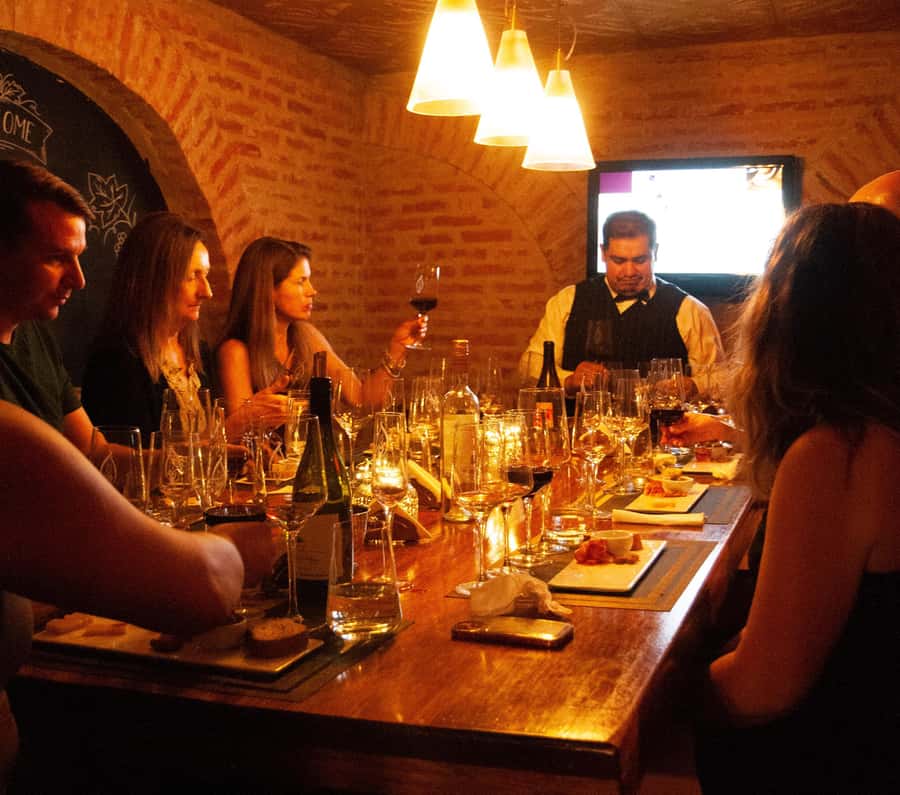 Buenos Aires: Small-Group Wine Tasting - The cellar or patio choice