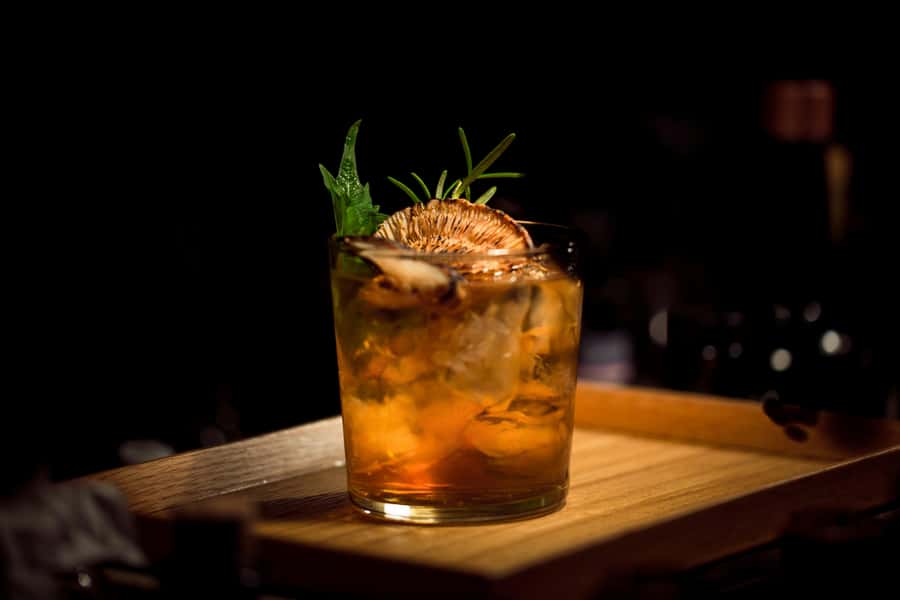 Buenos Aires: Speakeasy & Mixology Bar Tour with Cocktails - First stop: a hidden speakeasy