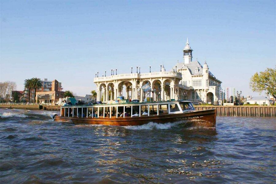 Buenos Aires: Tigre Premium with Boat Ride - The Fruit Port and the end of the cruise
