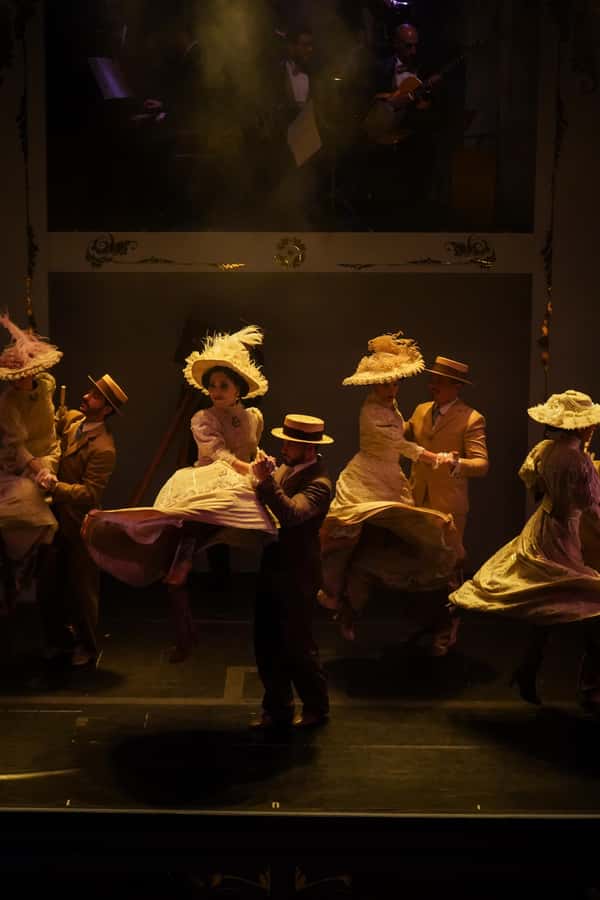 Café de los Angelitos - Traditional Night in Buenos Aires - Arriving for a 2 to 3-hour evening