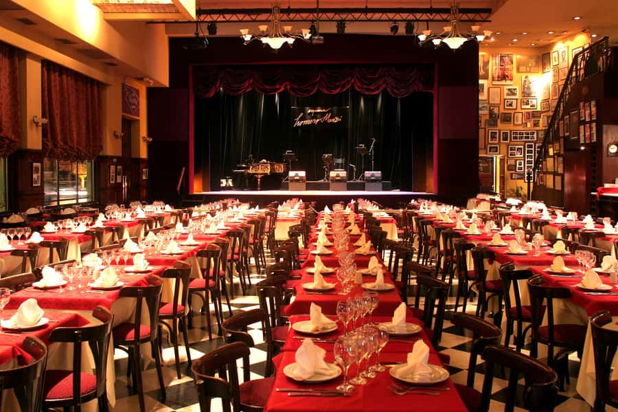 Esquina Homero Manzi Dinner and Tango Show - The dinner schedule can shape the whole night