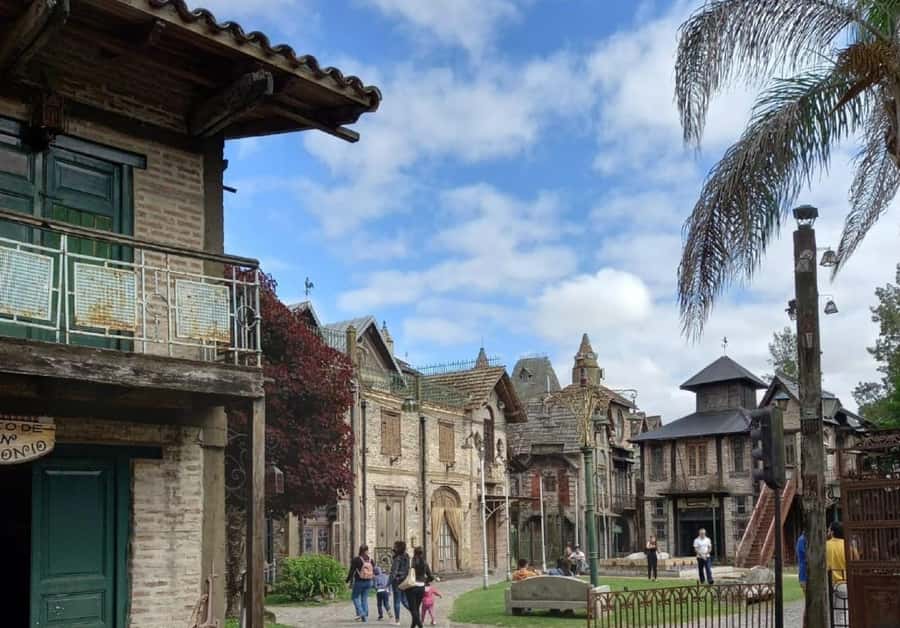 From Buenos Aires: Magical and Mysterious Campanopolis Tour - The recycled details that make the visit worthwhile
