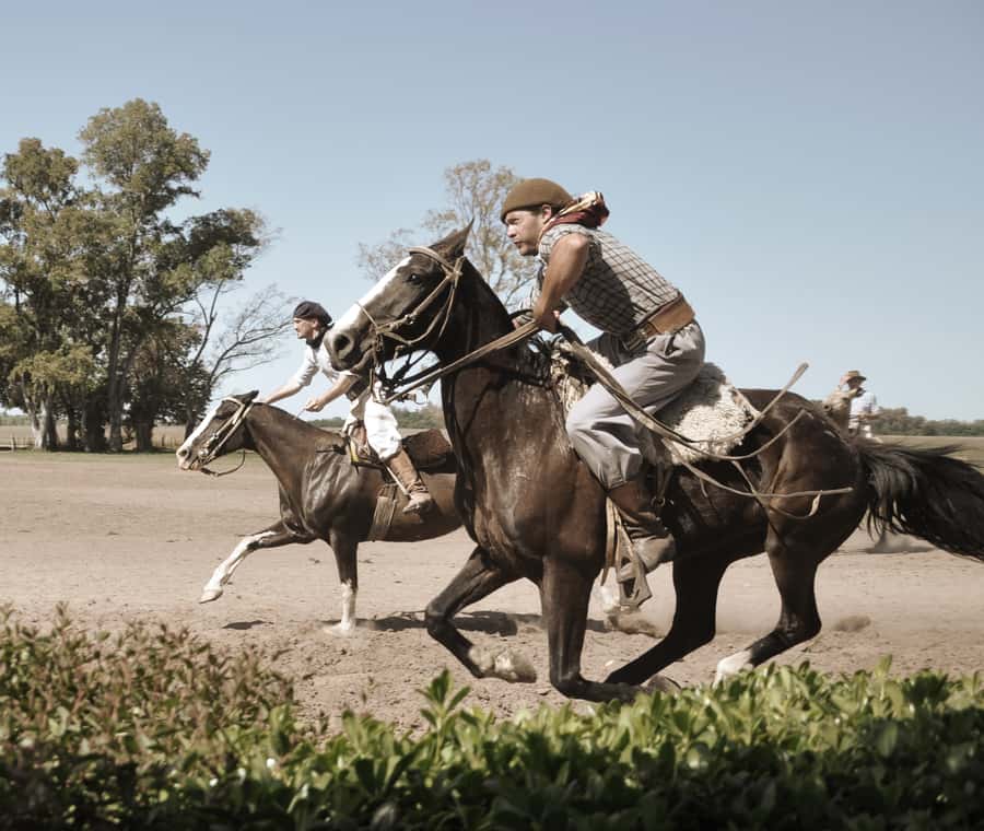 Full-Day at Santa Susana Ranch with BBQ, Drinks and Show - Leaving Buenos Aires for the pampas