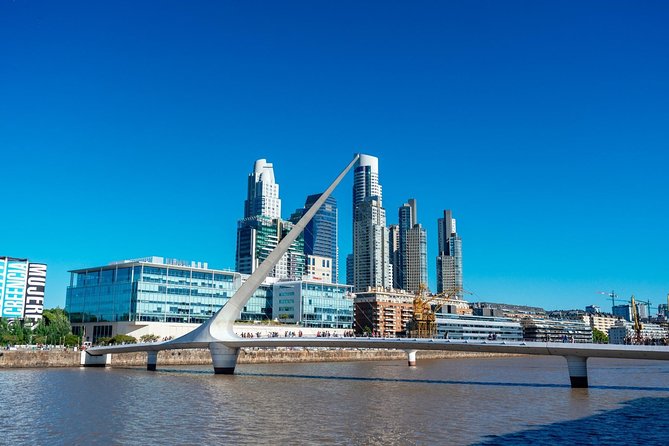 Highlights & Hidden Gems With Locals: Best of Buenos Aires Private Tour - How the private format changes the experience