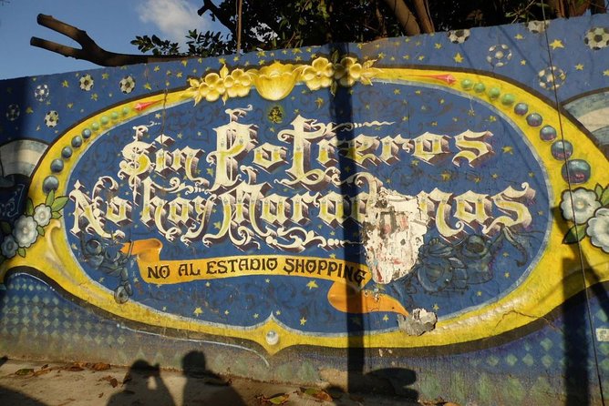 La Boca, a collective creation: Port, immigrants, arts and football - Group size, pace, and practical details