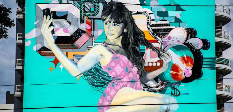Palermo: Graffiti and Street Art Guided Tour in English - Palermo’s walls tell Argentina’s political story