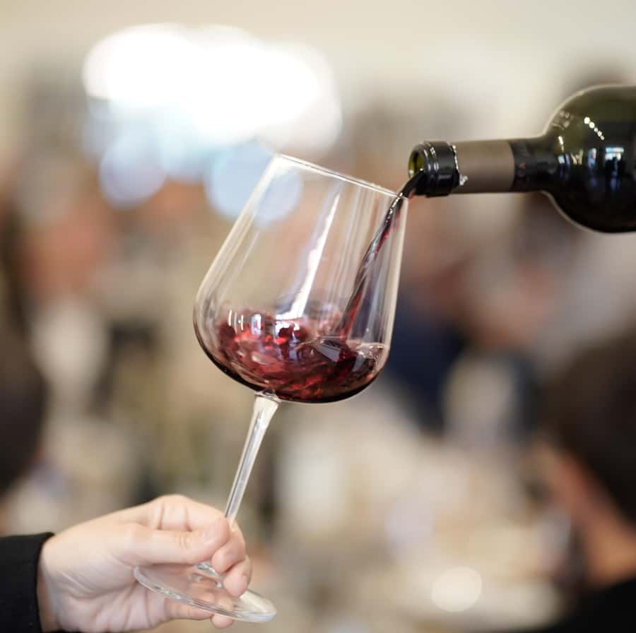 Premium Argentinian Wine and Malbec Tasting & Urban Art Tour - Should you book this wine and art tour?