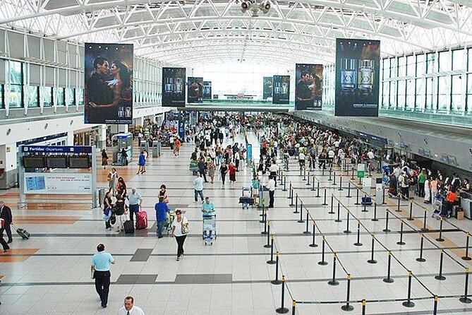 Private Airport Transfer in or out with english speaking driver. - What the ride itself feels like