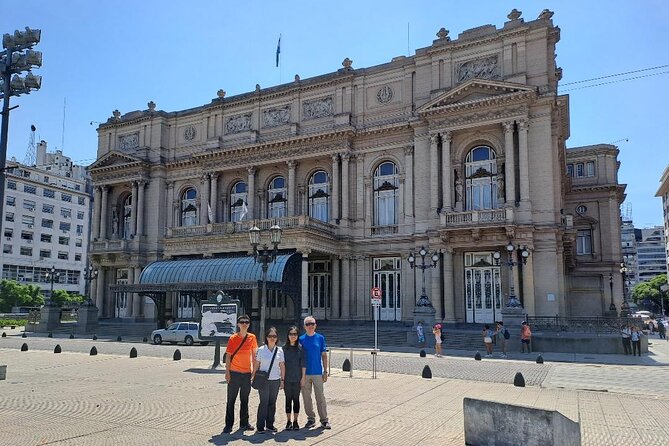 Private City Tour in Car of Buenos Aires with a Local Guide - What the guide adds to the experience