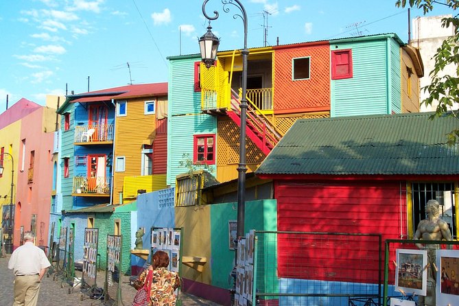 Private Customizable City Tour of Buenos Aires - Retiro links grand buildings with everyday city life