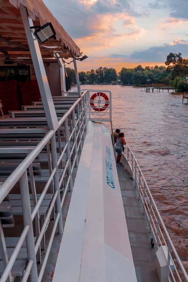 Private Day Trip to Tigre Delta from Buenos Aires - Paseo Victorica and the final look at Tigre
