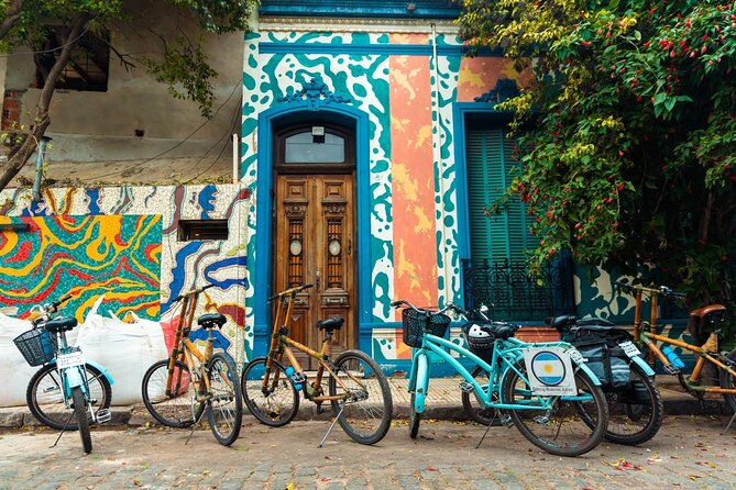 Private Off the Beaten Path: Hidden Urban Art Bike Tour - Barracas and Alfredo Segatori’s giant mural