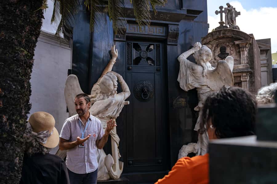 Recoleta Cemetery - Small Group Tour of History & Secrets - Starting Outside La Biela in Recoleta