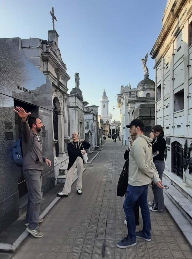Recoleta Cemetery - Small Group Tour of History & Secrets - The Legends That Give the Walk Its Edge