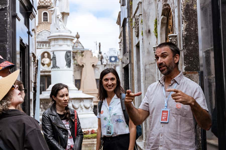 Recoleta Cemetery - Small Group Tour of History & Secrets - The Extra Entrance Fee and Overall Value