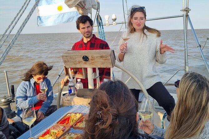 Sailing with Wine Tasting in Buenos Aires - Learning Argentine wine with Santiago