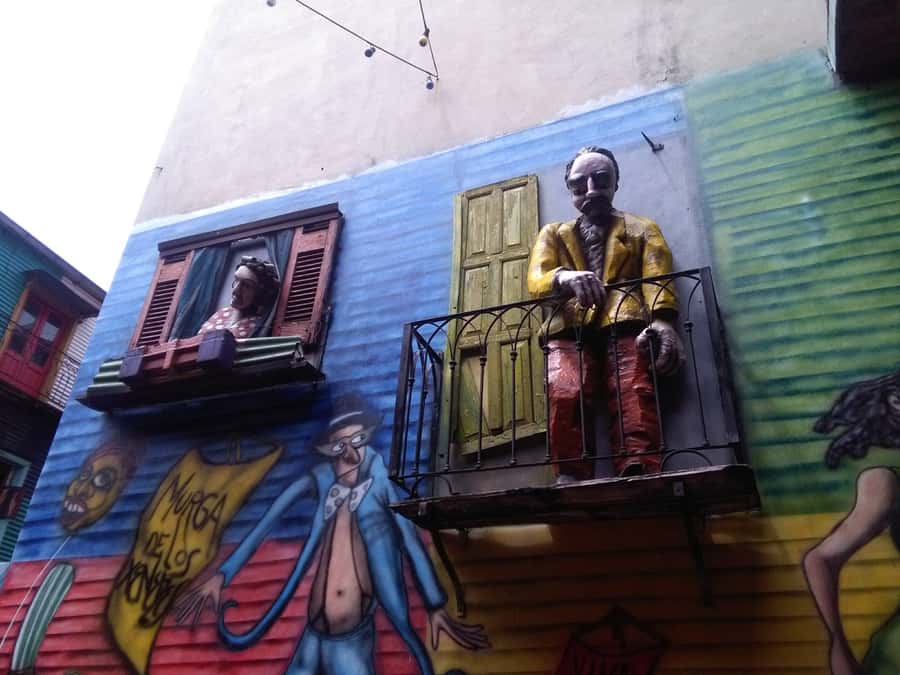 SAN TELMO + CAMINITO THE LOCAL WALKING TOUR! - Meeting Mafalda in San Telmo