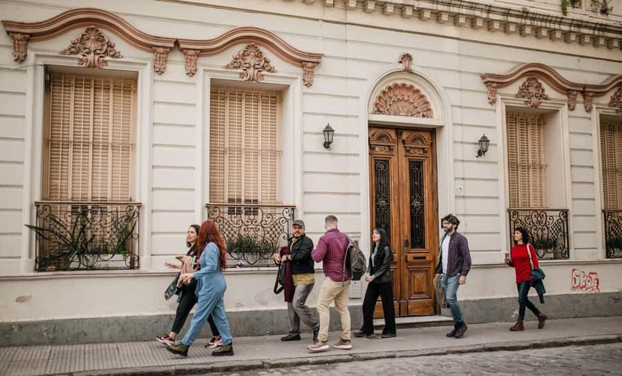 San Telmo: Historical Guided Tour with Street Food & Drinks - How much walking and what the pace feels like
