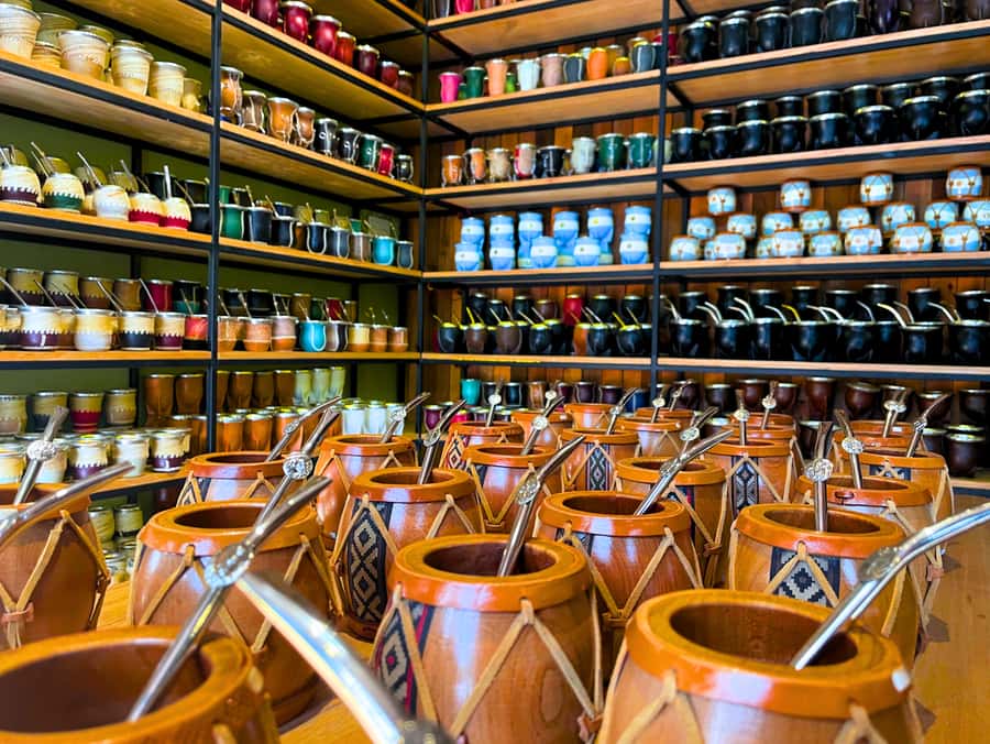 Secret Food Tour: Buenos Aires - Plaza Inmigrantes de Armenia and international influences