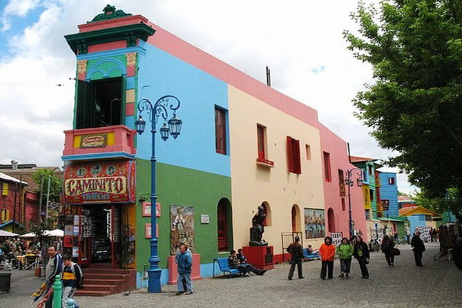 Small-group Buenos Aires City Tour - Recoleta, elegant buildings, and the cemetery decision