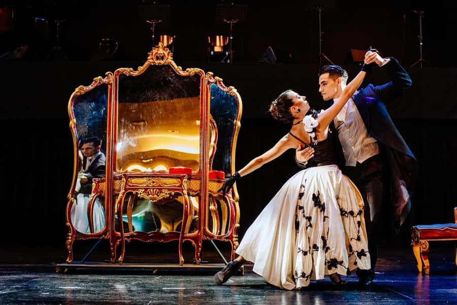 Tango Porteño: The Best Tango Night in Buenos Aires - Seating can make or break the performance