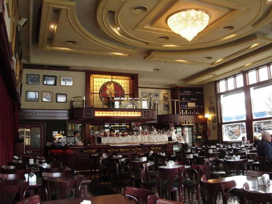 Tango Show at Café de los Angelitos - How much value does the $80 price offer?