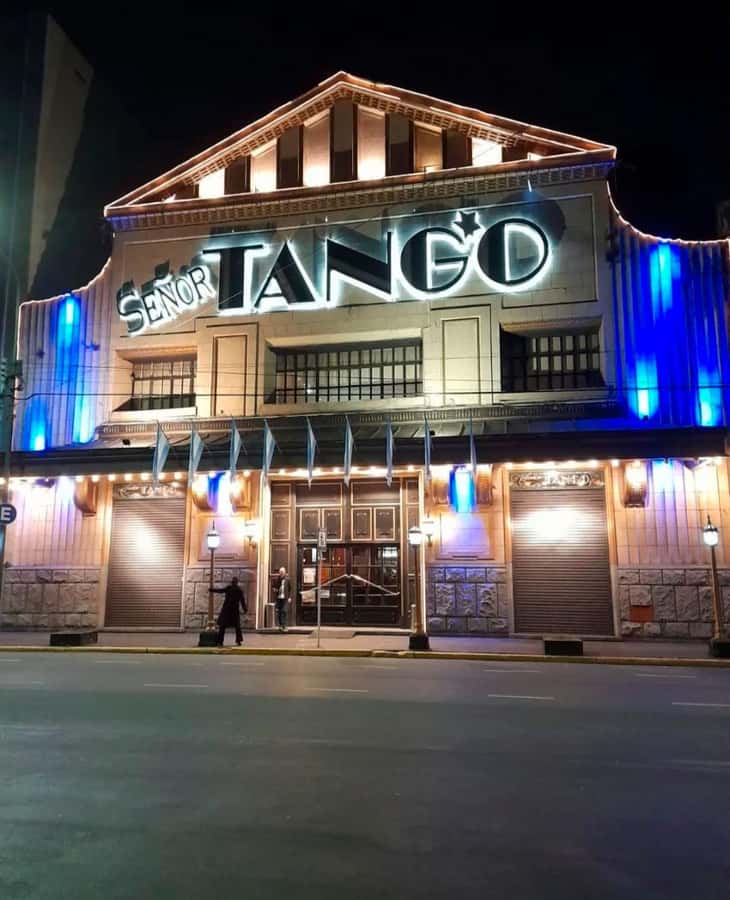 Tango Show at Señor Tango - Why Señor Tango works as a first tango night