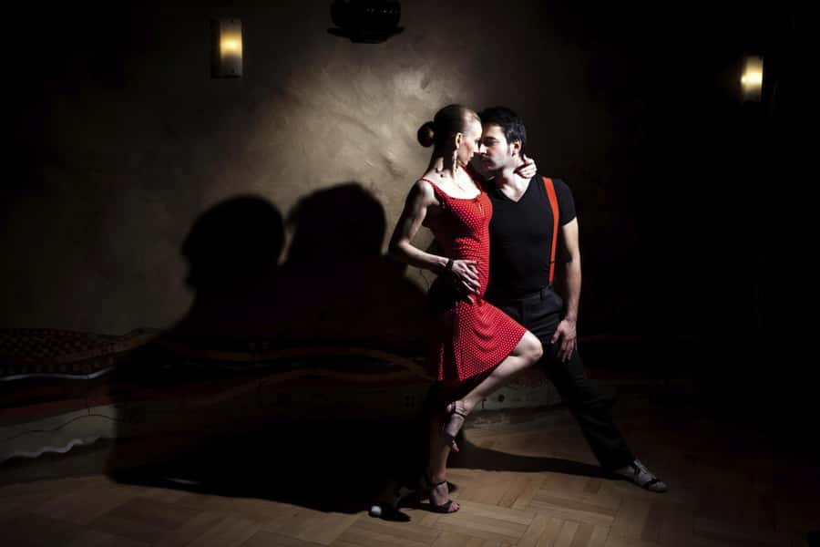 Tango show in La Ventana with optional Dinner - Entering La Ventana in San Telmo