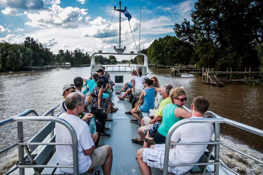 Tigre Full-Day Tour with Boat Ride - From Puerto Madero to the open water