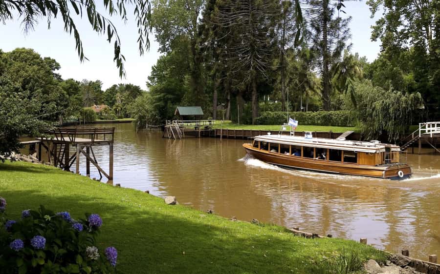 Tigre with Lunch overlooking the River and Navigation - Why Tigre Makes a Good Day Trip from Buenos Aires